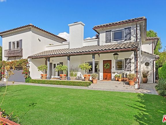 2nd image of 556 Chapala Dr