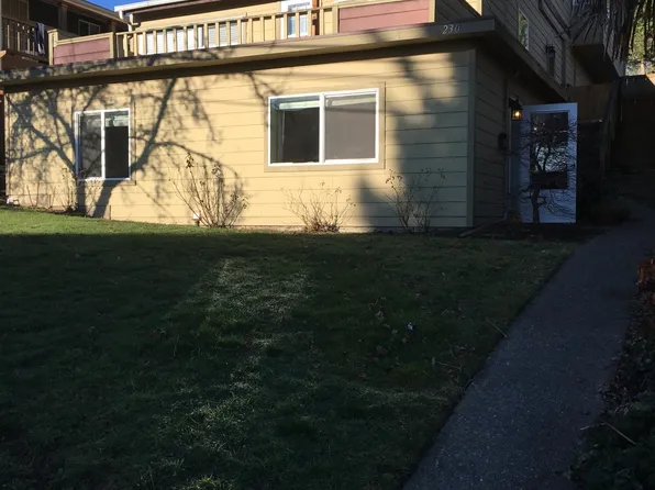 230 5th Ave, Kirkland, WA 98033