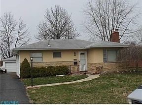2nd image of 1109 Wiltshire Rd