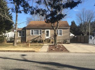 15 Fire House Dr, Little Egg Harbor, NJ 08087