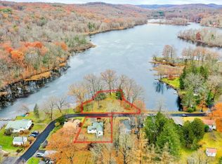 11 Lakeview Rd, Rhinebeck, NY 12572