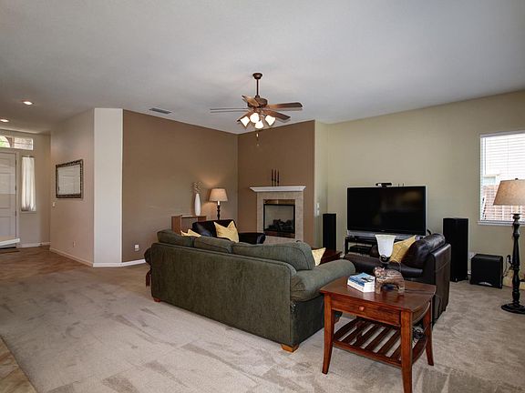 4th image of 2209 Dorrington Dr