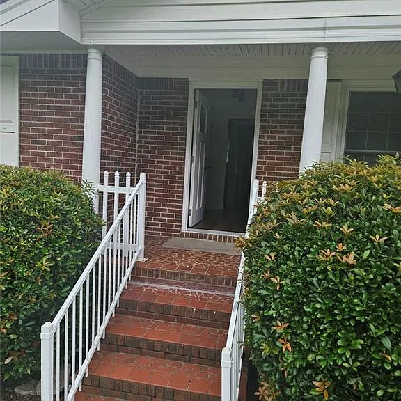 1148 Marifran Dr NE #1148 — Photo 2