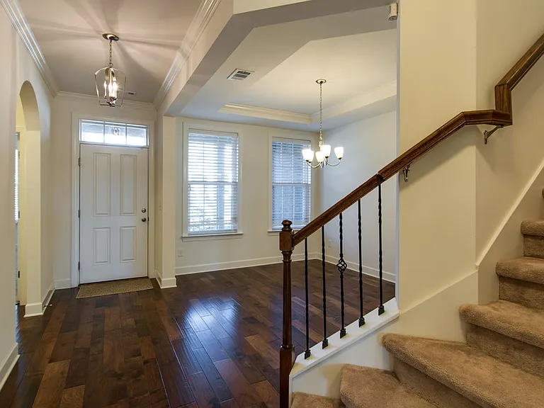 1205 Cressy Ln — Photo 18