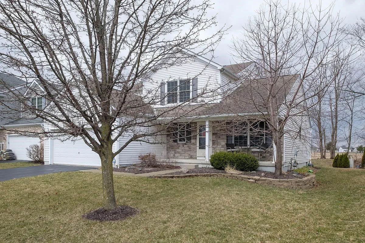 148 Glen Crossing Dr photo 1