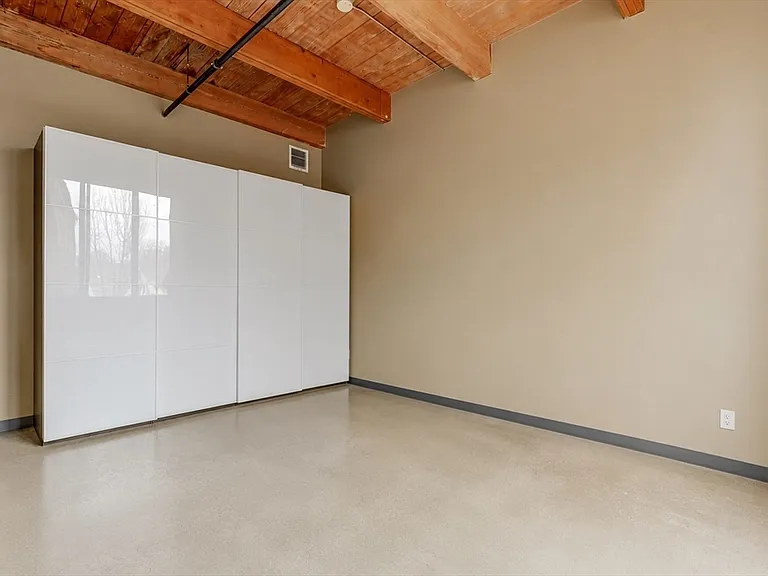 950 Dorchester Ave #205 — Photo 22
