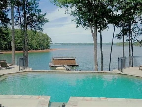 2nd image of 6686 Gaines Ferry Rd