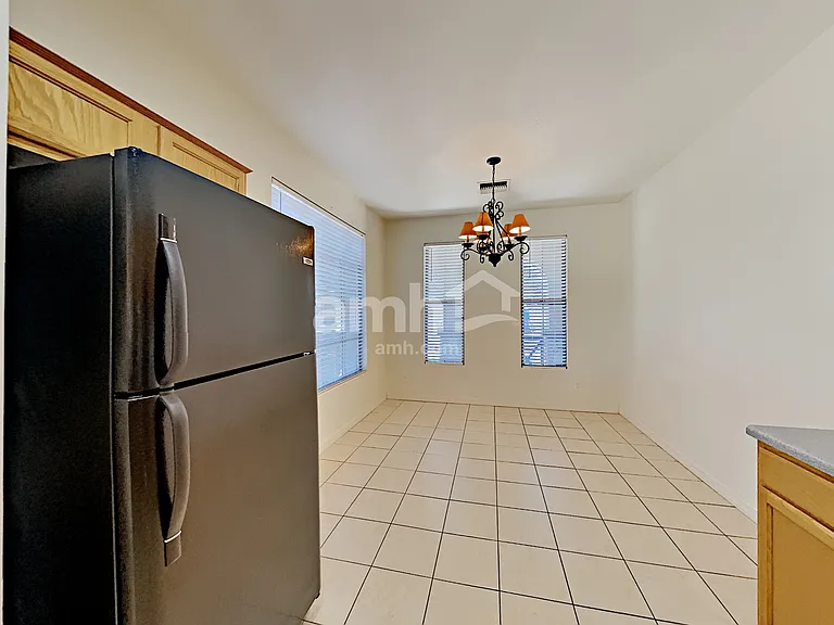 3464 E Packard Dr — Photo 6