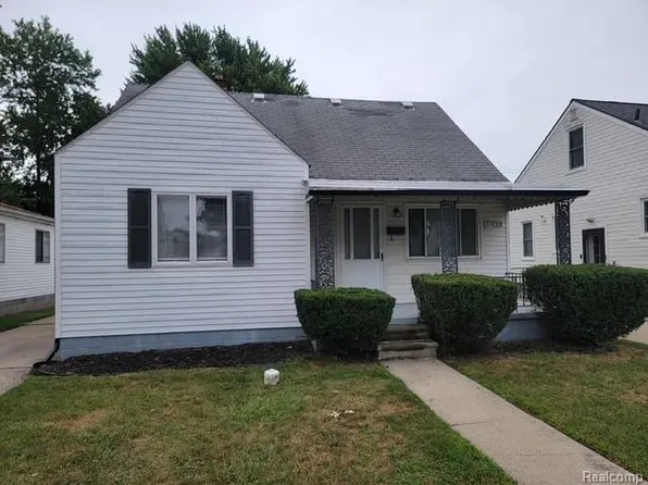 21828 Rausch Ave, Eastpointe, MI 48021