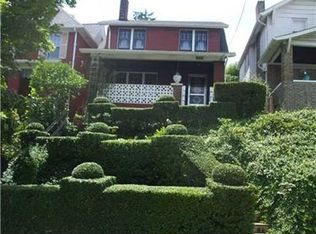 906 Woodbourne Ave, Pittsburgh, PA