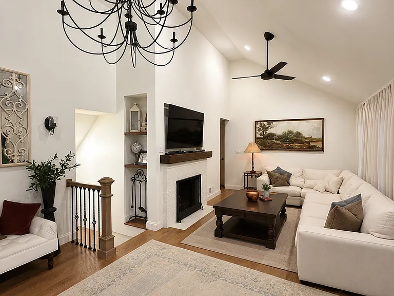 5112 Remington Dr — Photo 7