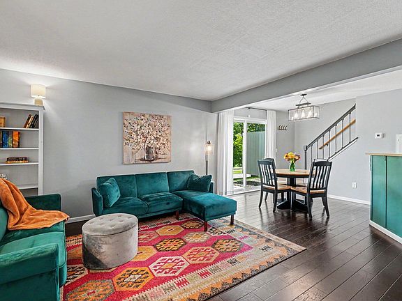 4th image of 1504 Millpond Ct