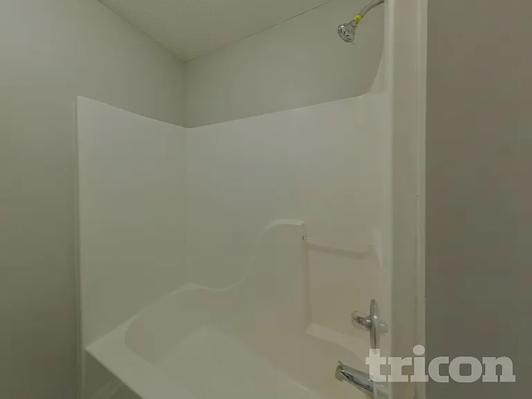 500 Rockhaven Dr — Photo 13
