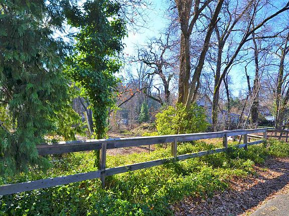 3rd image of 15473 Camino Del Parque S