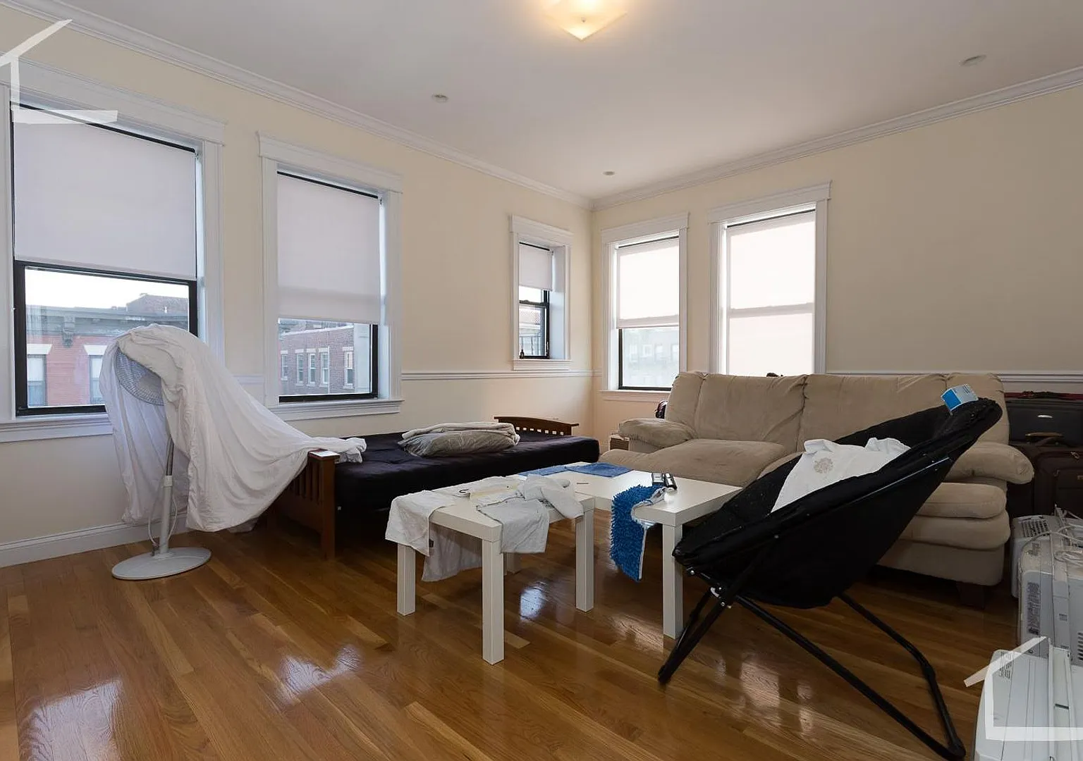 Rarely on the Market, Heat, Hot Water Included, Eat-in Kitchen, Deck, Laundry, Parking for Rent — Photo 1