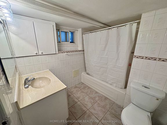 5th image of 415 Delaware Ave