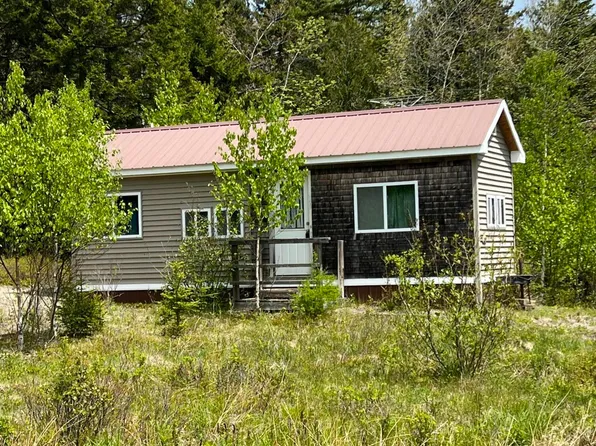 35 Base Road, Machiasport, ME 04655