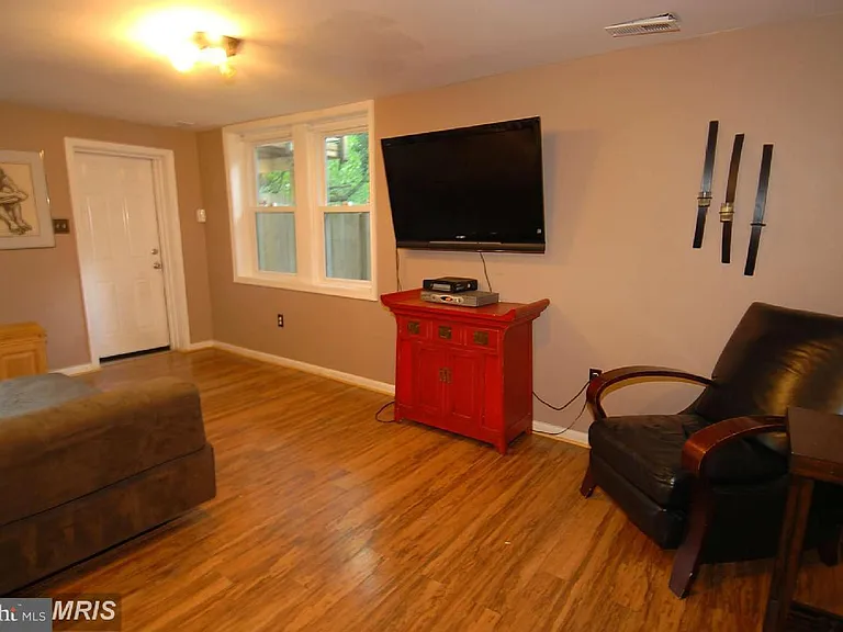 2036 N Cleveland St #2 — Photo 3