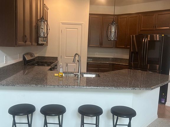 5th image of 1217 Pandora Ave