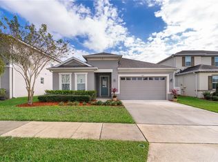 902 Grand Hilltop Dr, Apopka, FL 32703