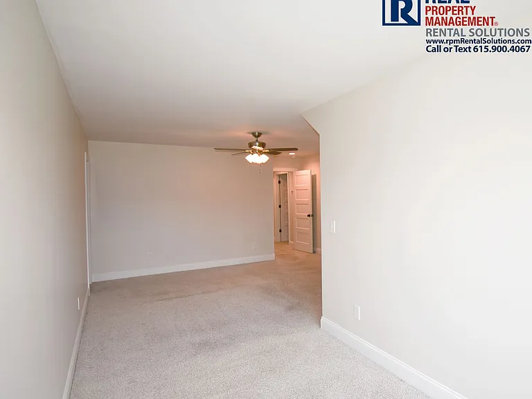 3414 Pershing Dr — Photo 17