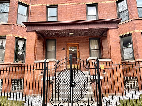 This charming vintage building has some history.