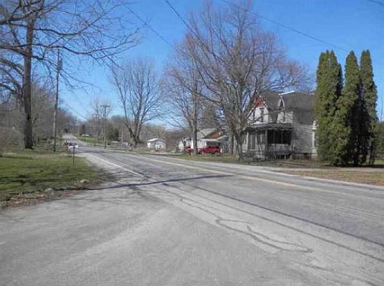 2nd image of 4701 Tellier Rd