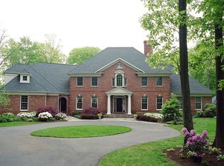 12 Jordan Ln, Unionville, CT 06085