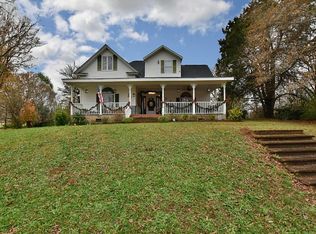 5035 Peachtree St, Hickory Grove, SC 29717