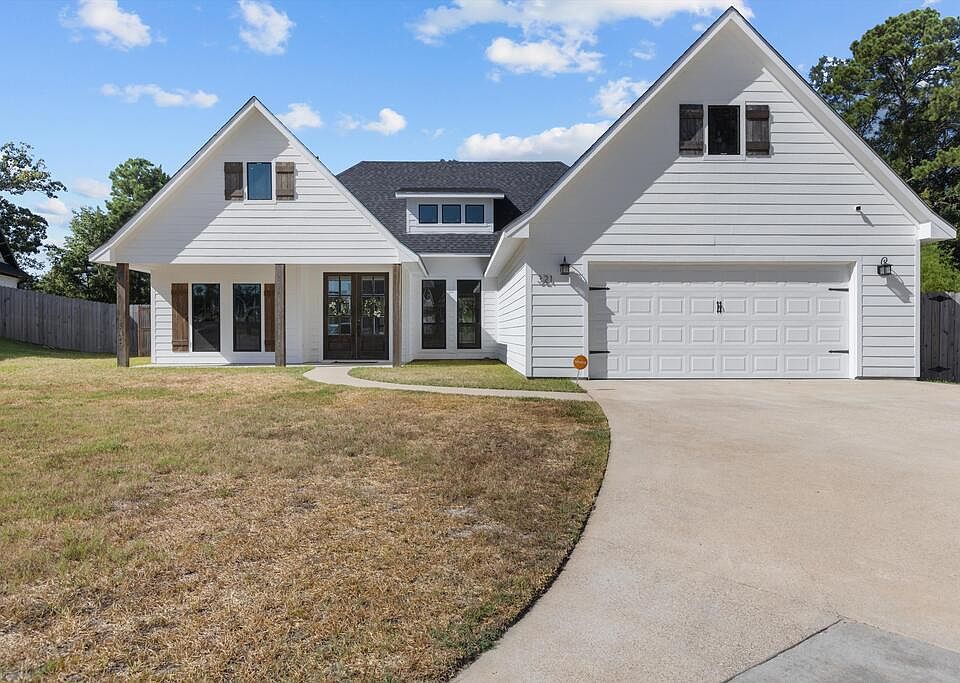 1st image of 321 Rustic Pines Dr