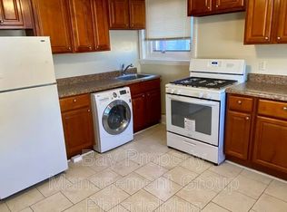 817 Ellsworth St FLOOR 3, Philadelphia, PA 19147