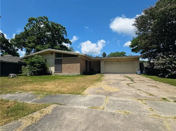 3225 Orlando Dr, Corpus Christi, TX 78411
