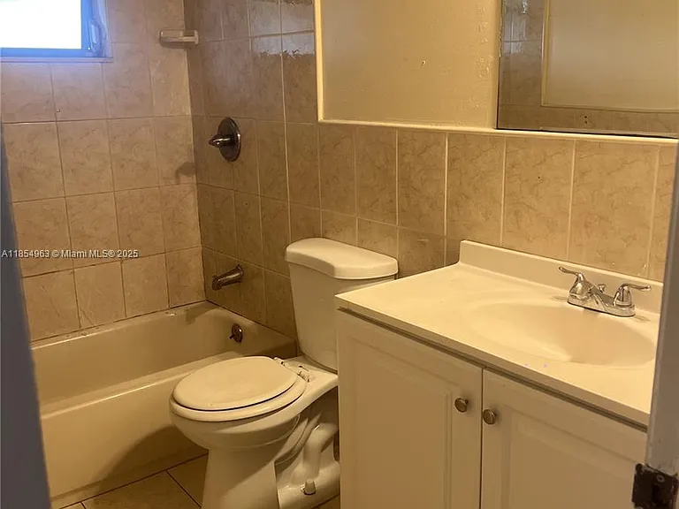 6150 Dawson St — Photo 2