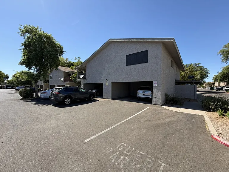 8562 E Roosevelt St — Photo 2