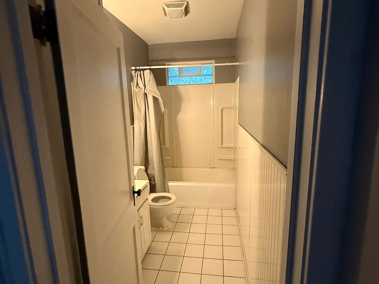 511 E Fellows St — Photo 4