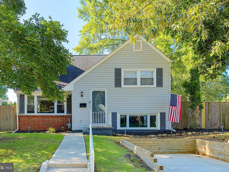 1st image of 307 Sheridan Dr