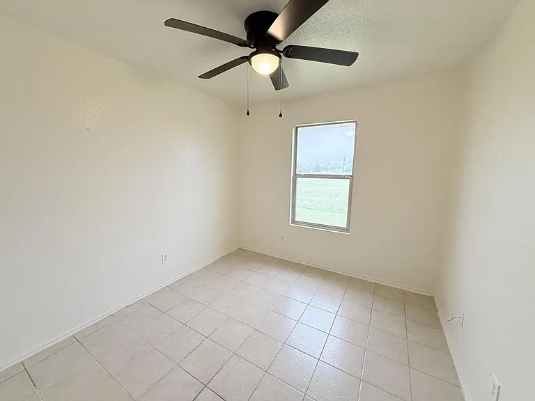 1210 Industrial Blvd #C — Photo 15