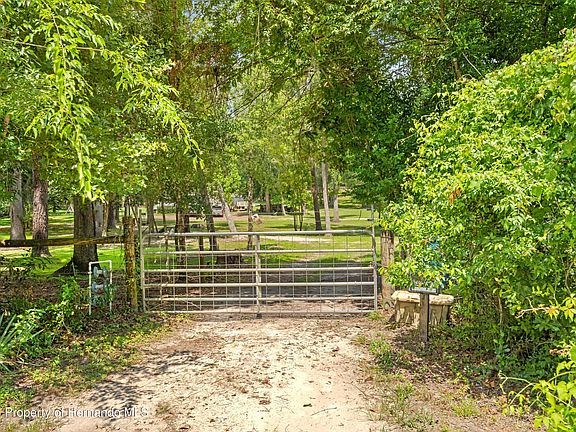 2nd image of 3311 Baseball Pond Rd