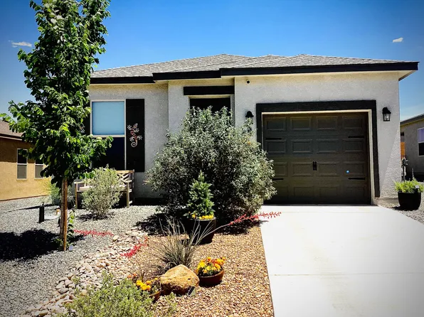 57 Tome Vista Dr, Los Lunas, NM 87031