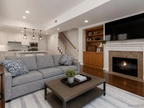 2955 Farragut Rd, San Diego, CA 92106