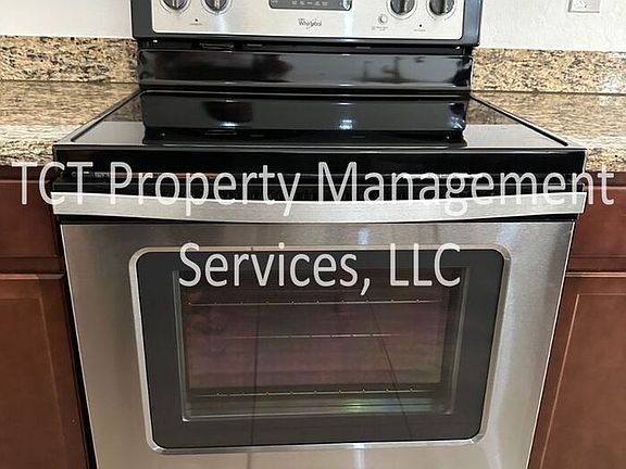 3rd image of 41650 W Elm Dr