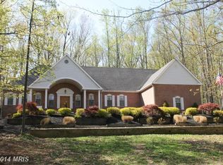 6713 Woodley Heights Dr, Warrenton, VA 20186