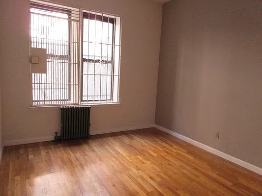 Rented by (Legacy) NY Quality Living Uptown | media 17