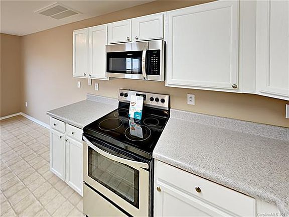 4th image of 6436 Ziegler Ln