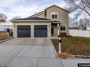 2025 W Teton Blvd, Green River, WY 82935
