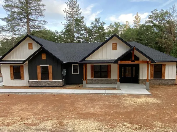 5379 Crestline Dr, Foresthill, CA 95631