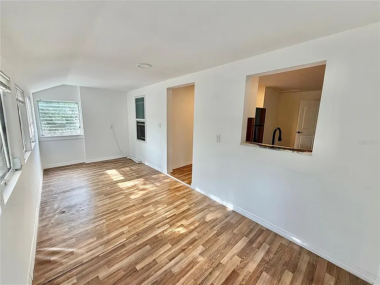 819 11th St N #3 — Photo 10