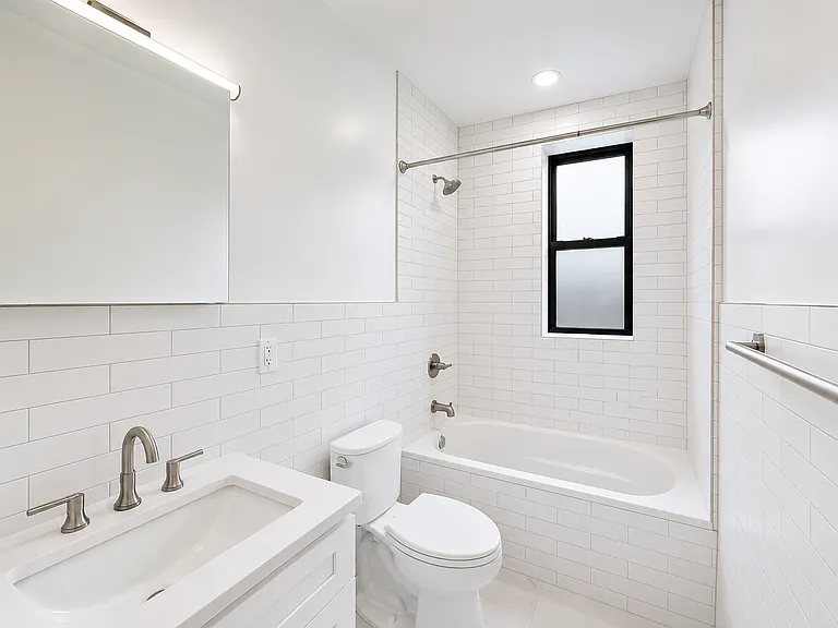 1130 President St #3 — Photo 7
