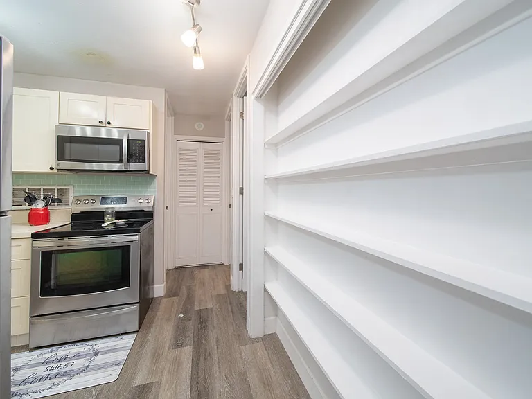 1600 Wilikina Dr #404 — Photo 5