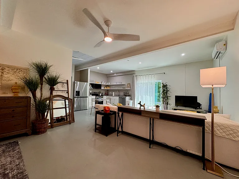 Spacious Open Floor Plan w/ large fan & AC!